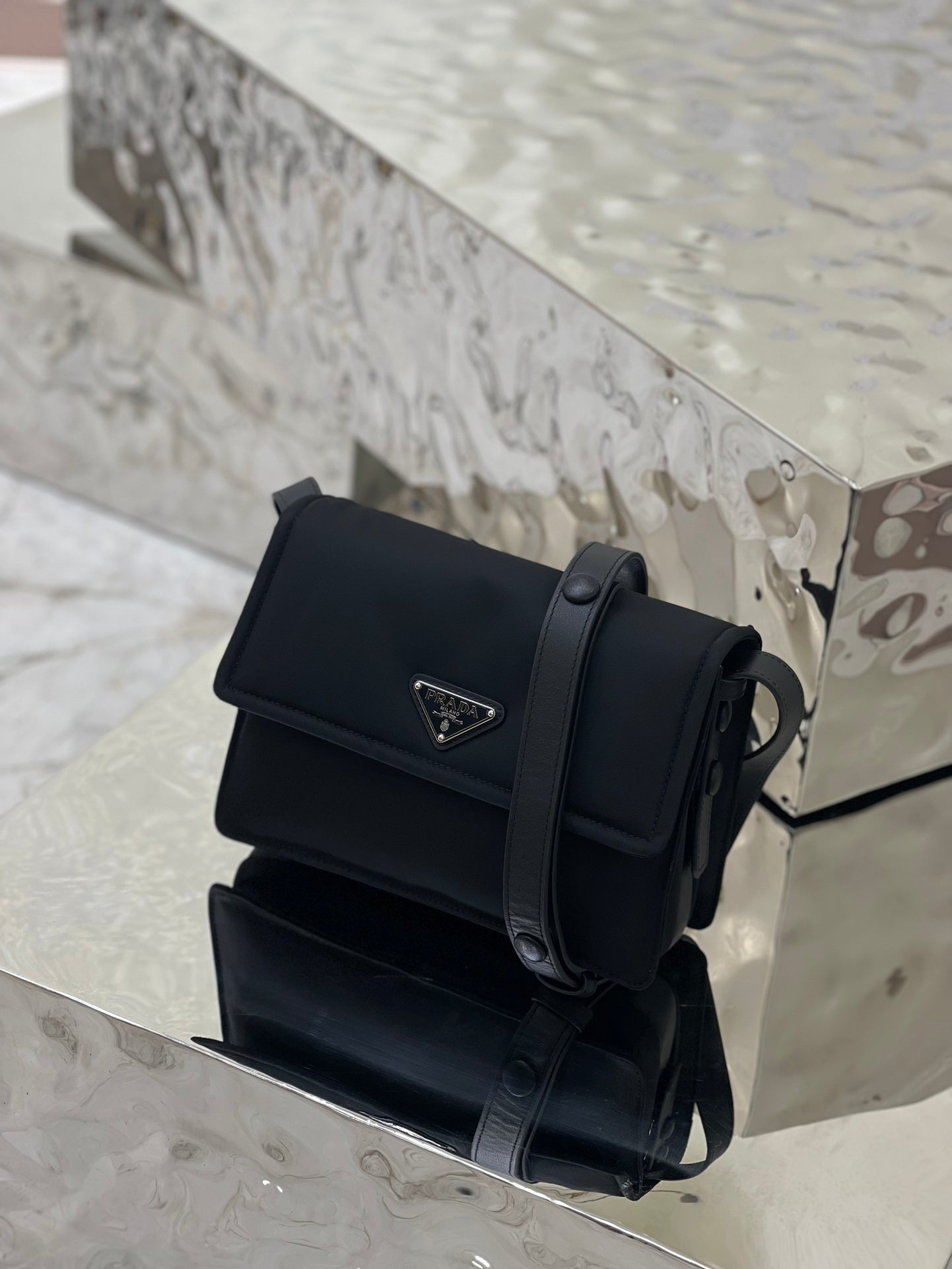 Luxury PradaCINI 23 MEDIUM BAG IN BLACK RE-NYLON WITH STRAP