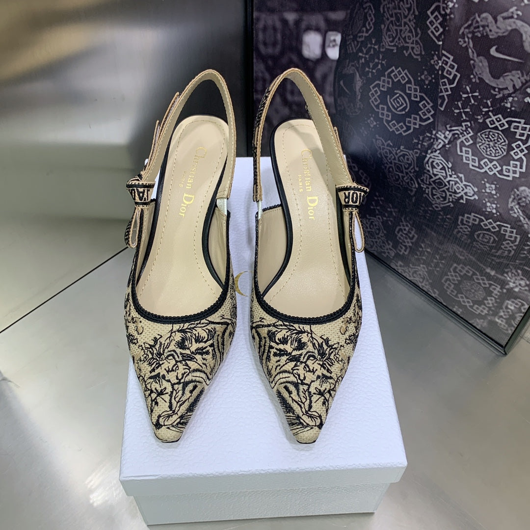 Luxury DiorJA Luxury DiorSlingback Pump 65 Black Embroidered Cotton with Gold-Tone Metallic Thread