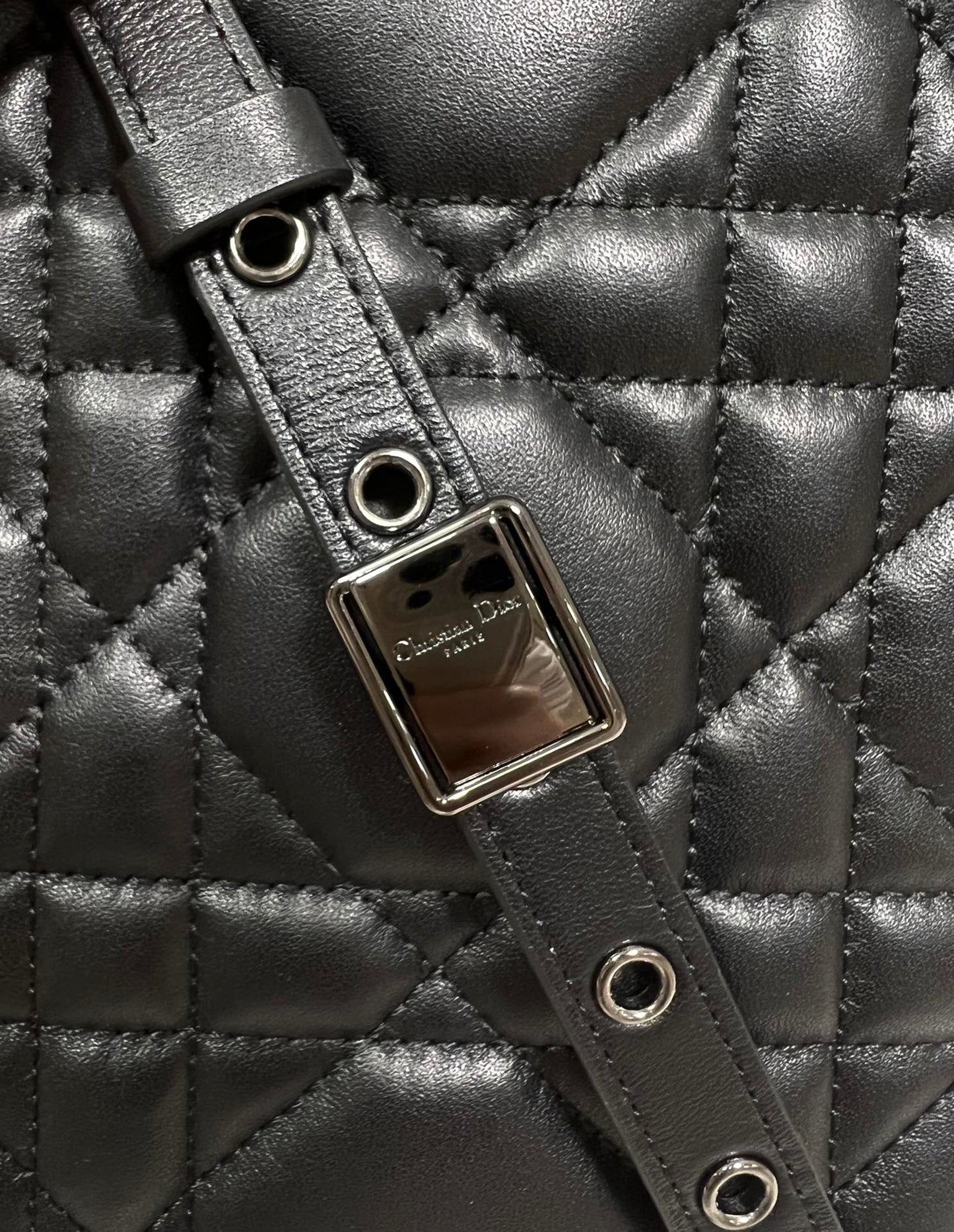 Luxury Diorcaro box 18 all black calfskin