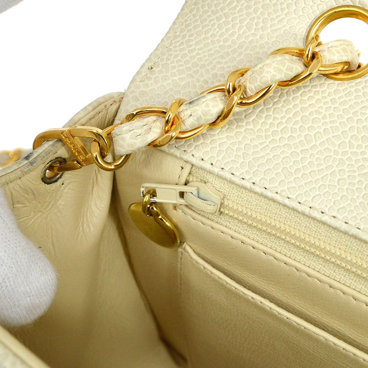 CHANEL 1994-1996 Diana Flap Medium Ivory Caviar 54876