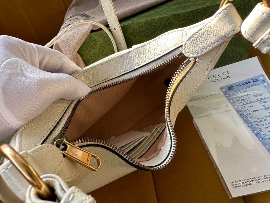 Luxury Gucci SHOULDER BAG 25 IN WHITE LAMBSKIN GOLD HARDWARE