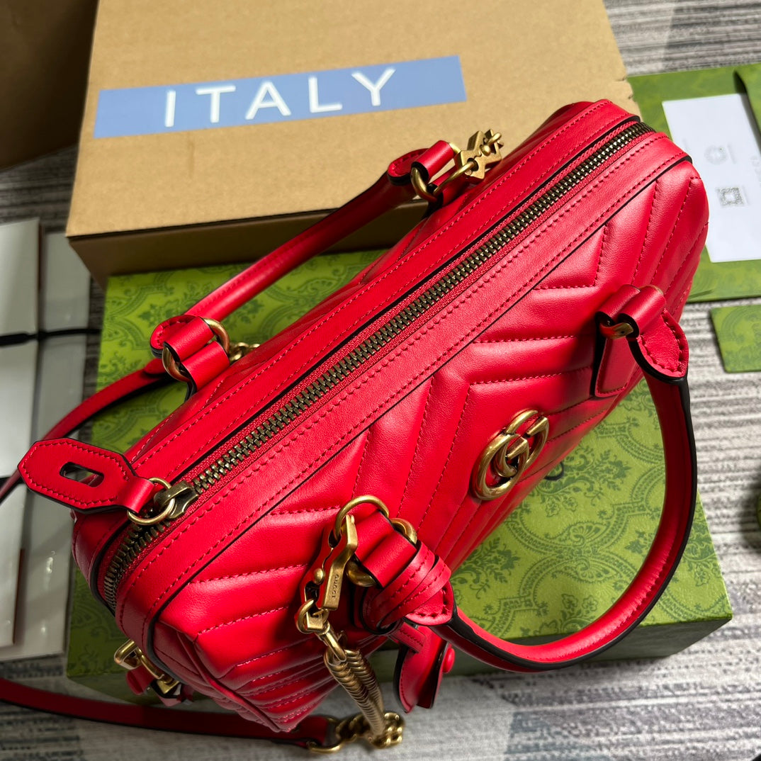 Luxury Gucci GG MARMONT MATELASSE 27 HANDBAG CHERRY RED CALFSKIN