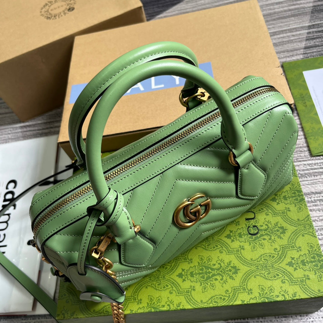 Luxury Gucci GG MARMONT MATELASSE 27 HANDBAG LIGHT GREEN CALFSKIN