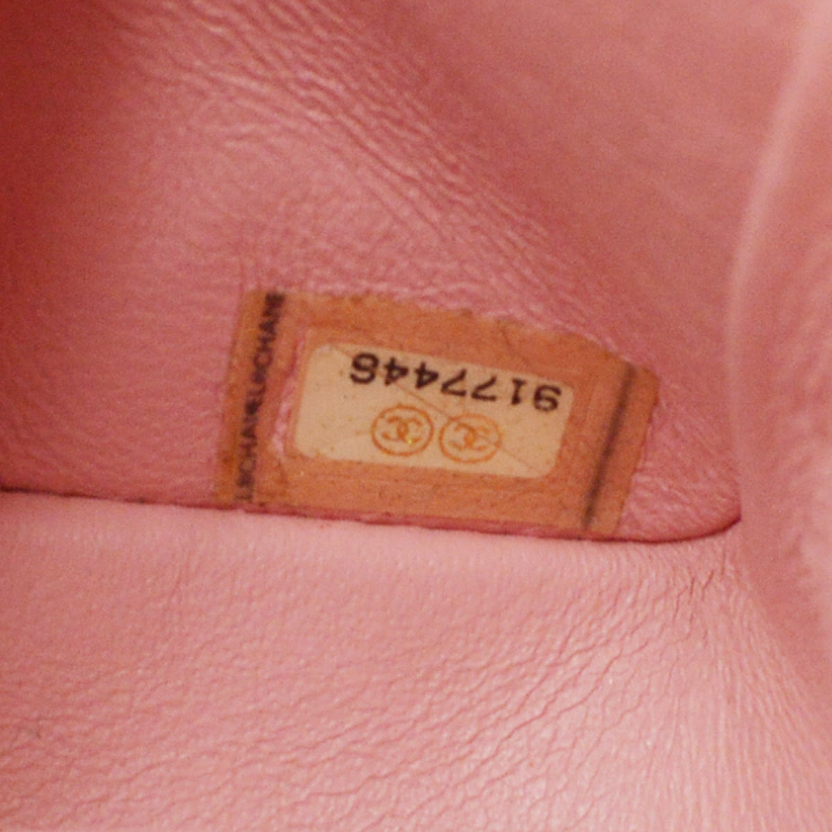 CHANEL Classic Double Flap Medium Shoulder Bag Pink Caviar 87881