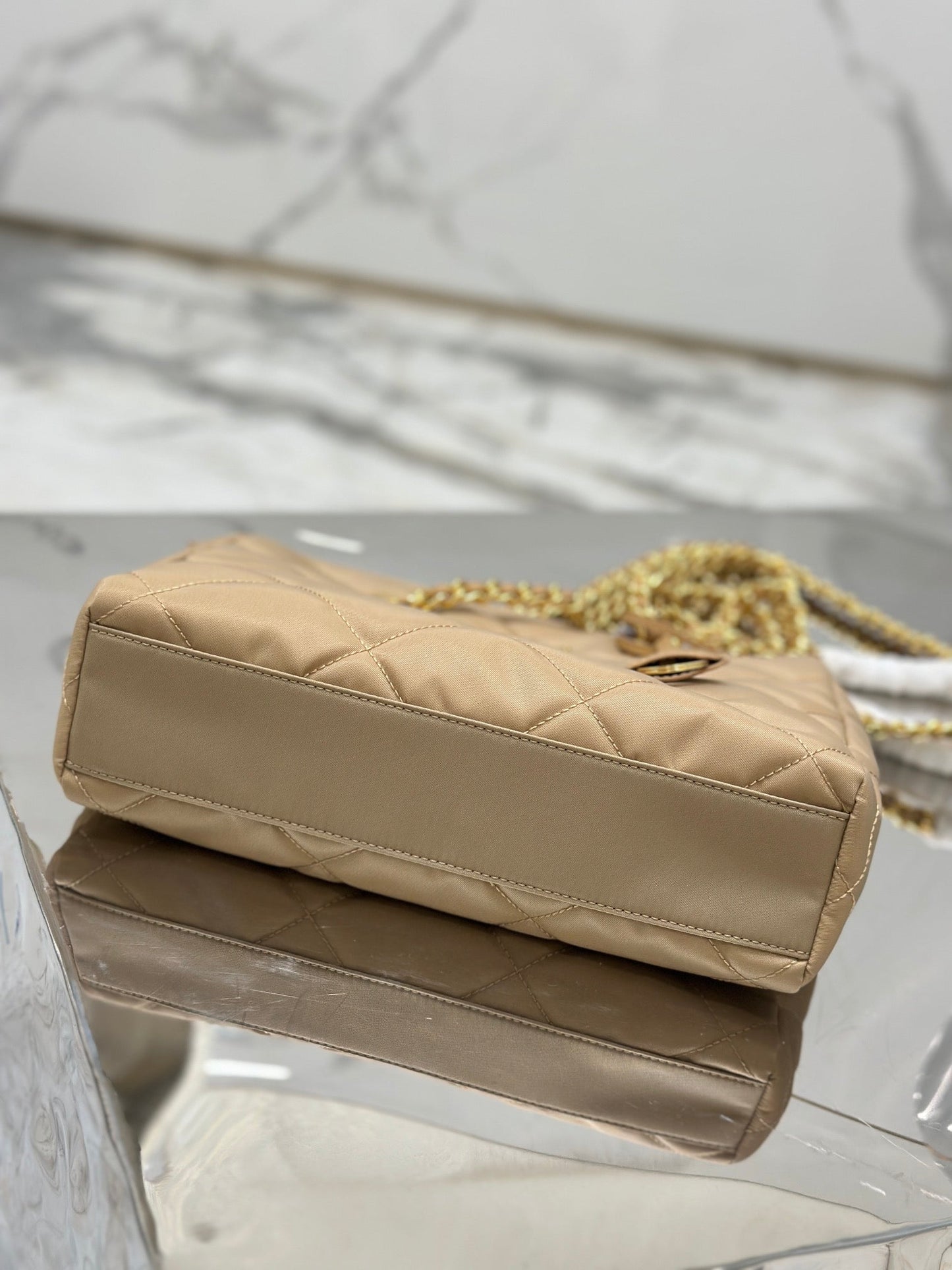 Luxury PradaVINTAGE HOBO BAG 25 IN LIGHT FRENCH BEIGE QUILTED NYLON GOLD HARDWARE