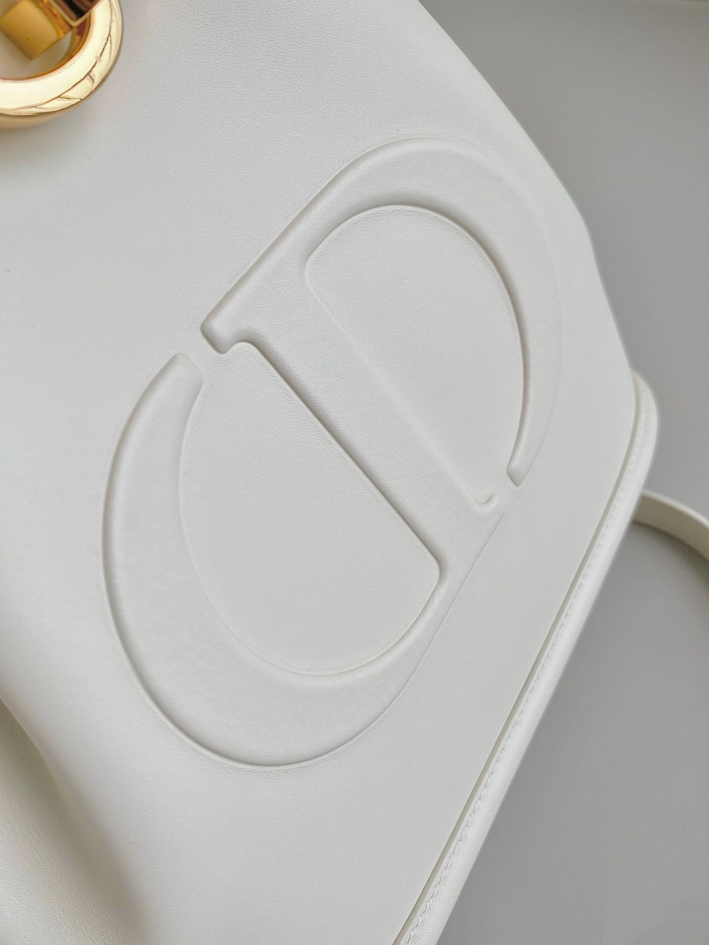 Luxury DiorMEDIUM C'EST 24 IN WHITE CD-EMBOSSED CALFSKIN