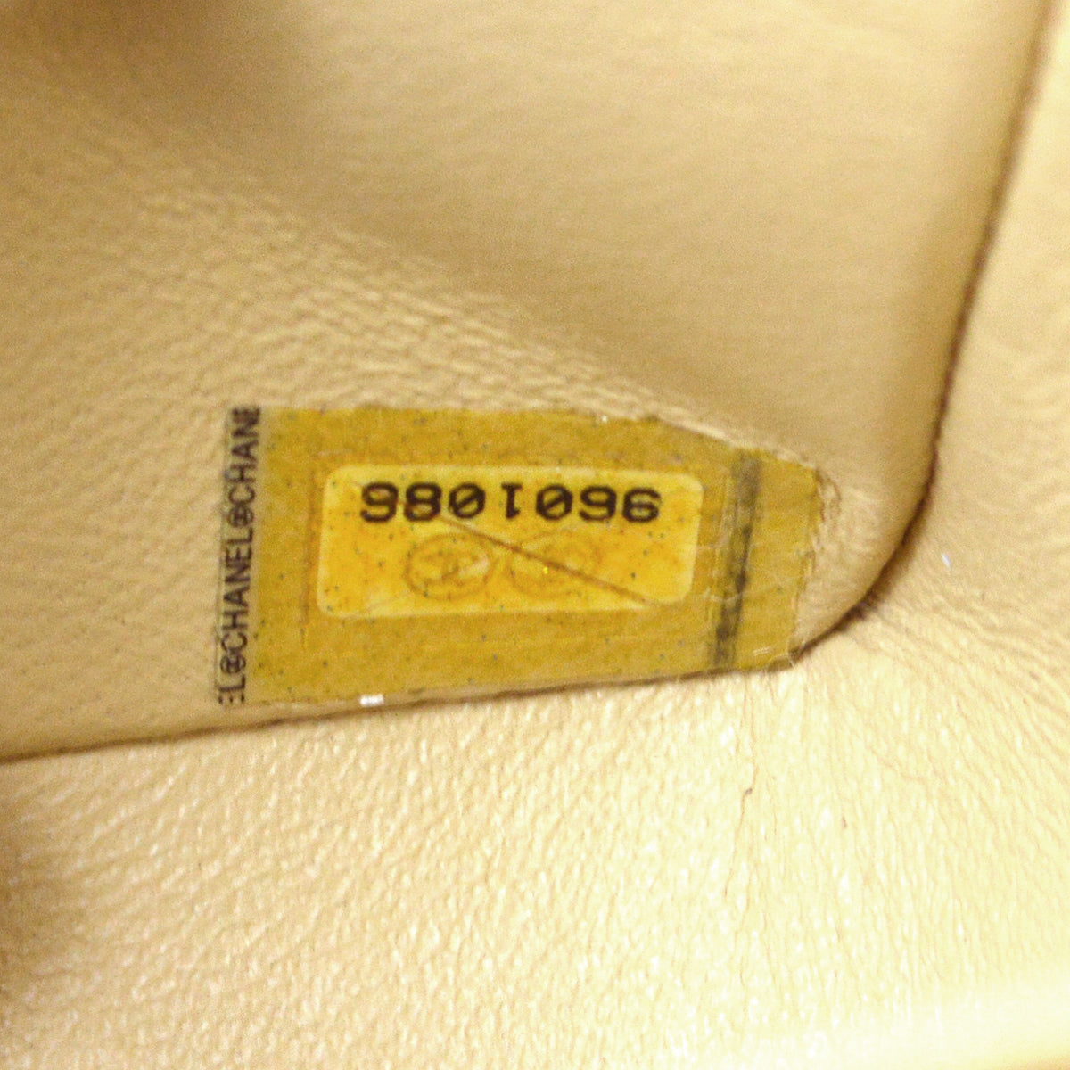CHANEL 2004 -2005 Classic Double Flap Medium Beige Caviar 67705
