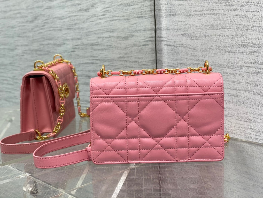 Luxury Diormiss caro mini 18 pink calfskin