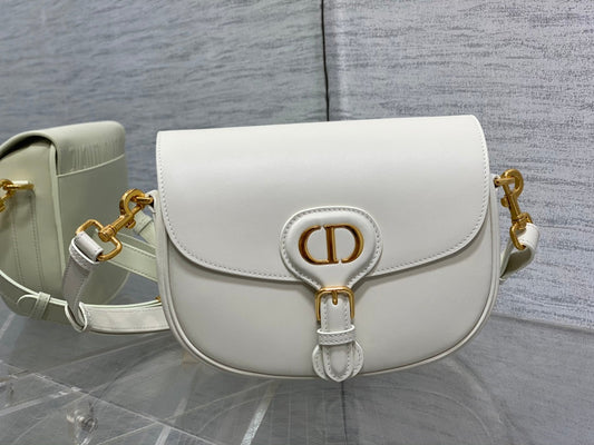 Luxury DiorMEDIUM BOBBY 22CM WHITE CALFSKIN GOLD HARDWARE