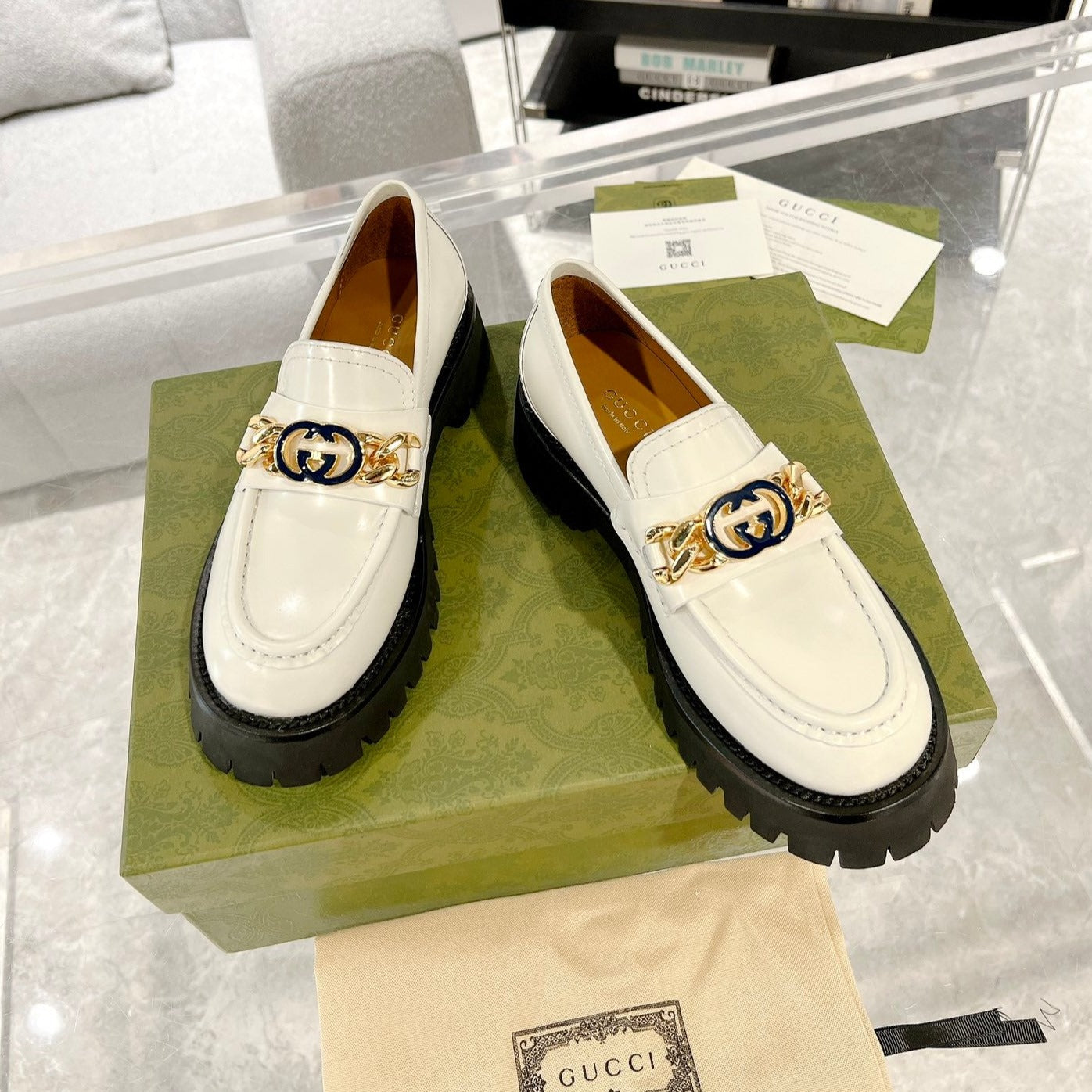 Luxury Gucci GG LOAFER WITH GG CHAINS WHITE CALFSKIN