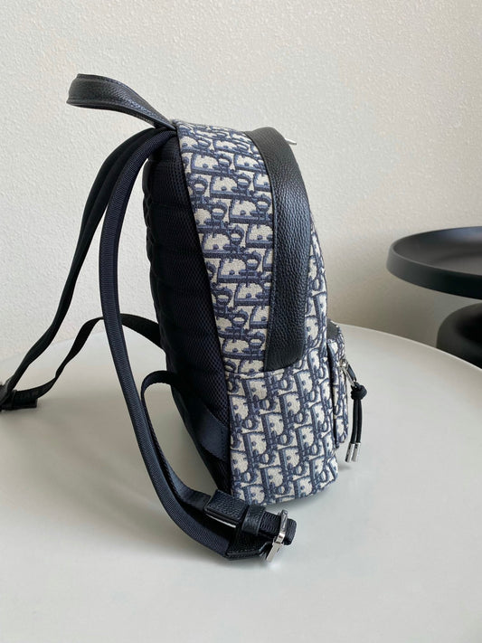 Luxury DiorLARGE BACKPACK 42 BLUE OBLIQUE JACQUARD