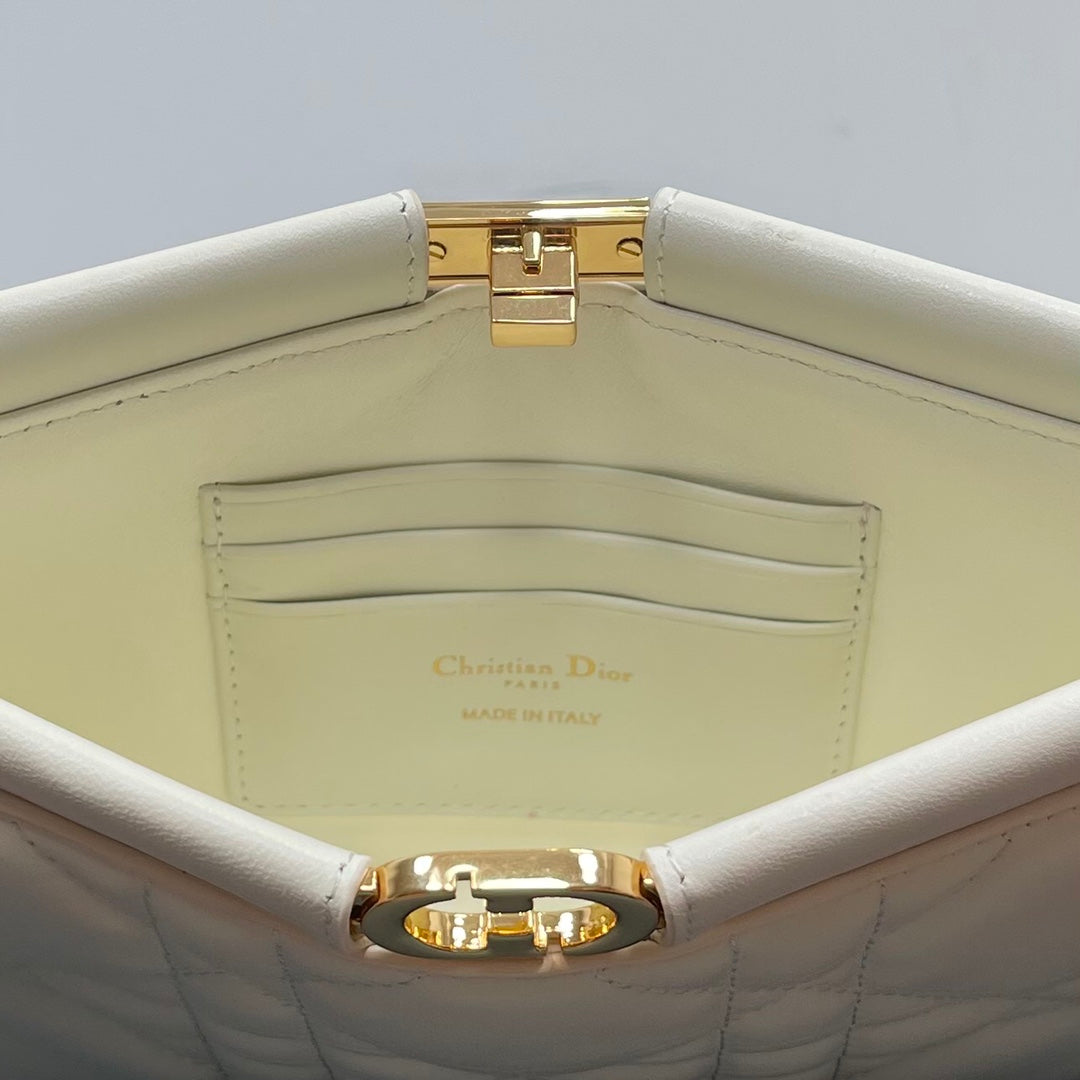 Luxury Diorcaro colle noire cluth 27.5 white calfskin