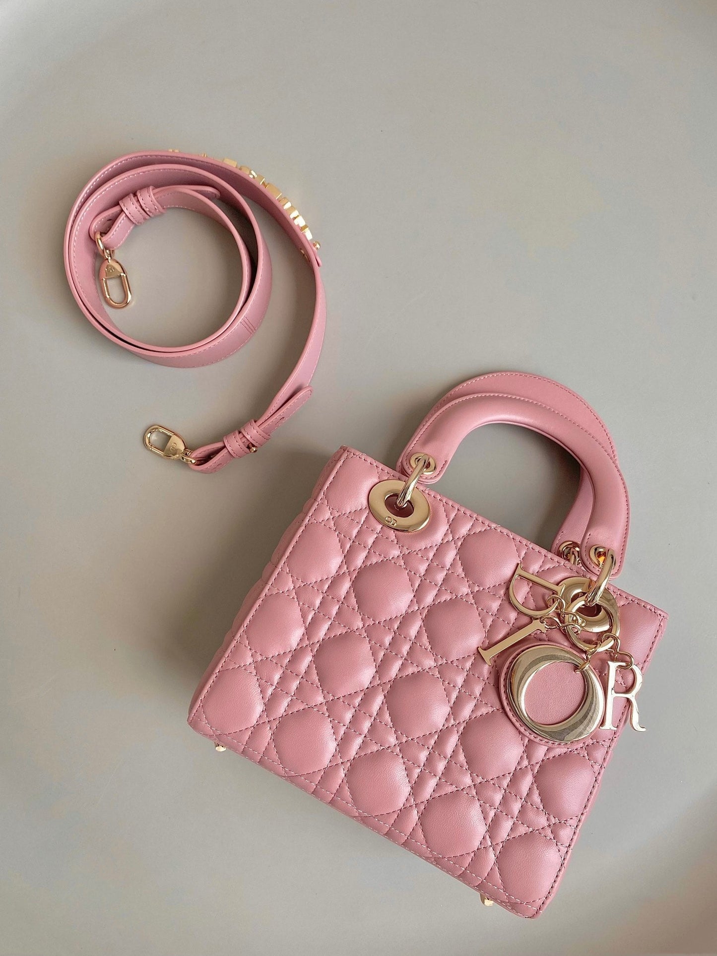 Luxury DiorSMALL LADY 20 POWDER PINK LAMBSKIN