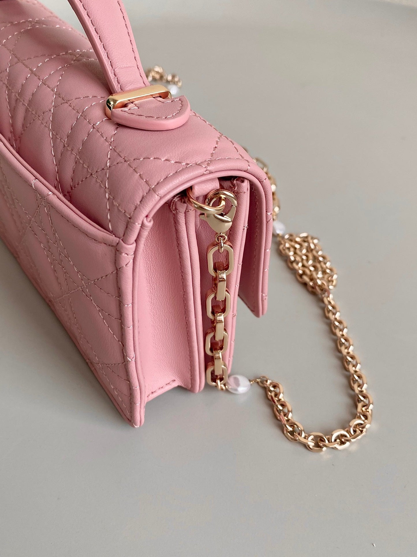 Luxury DiorLADY 21 CHAIN BAG IN HOT PINK LAMBSKIN