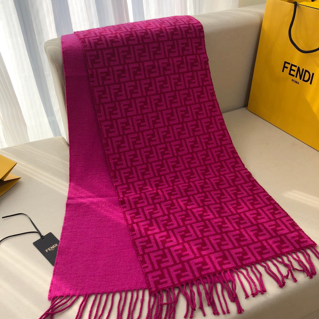 Luxury FendiFF 180 CM SCRAF IN MAGENTA PURPLE CASHMERE AND WOOL
