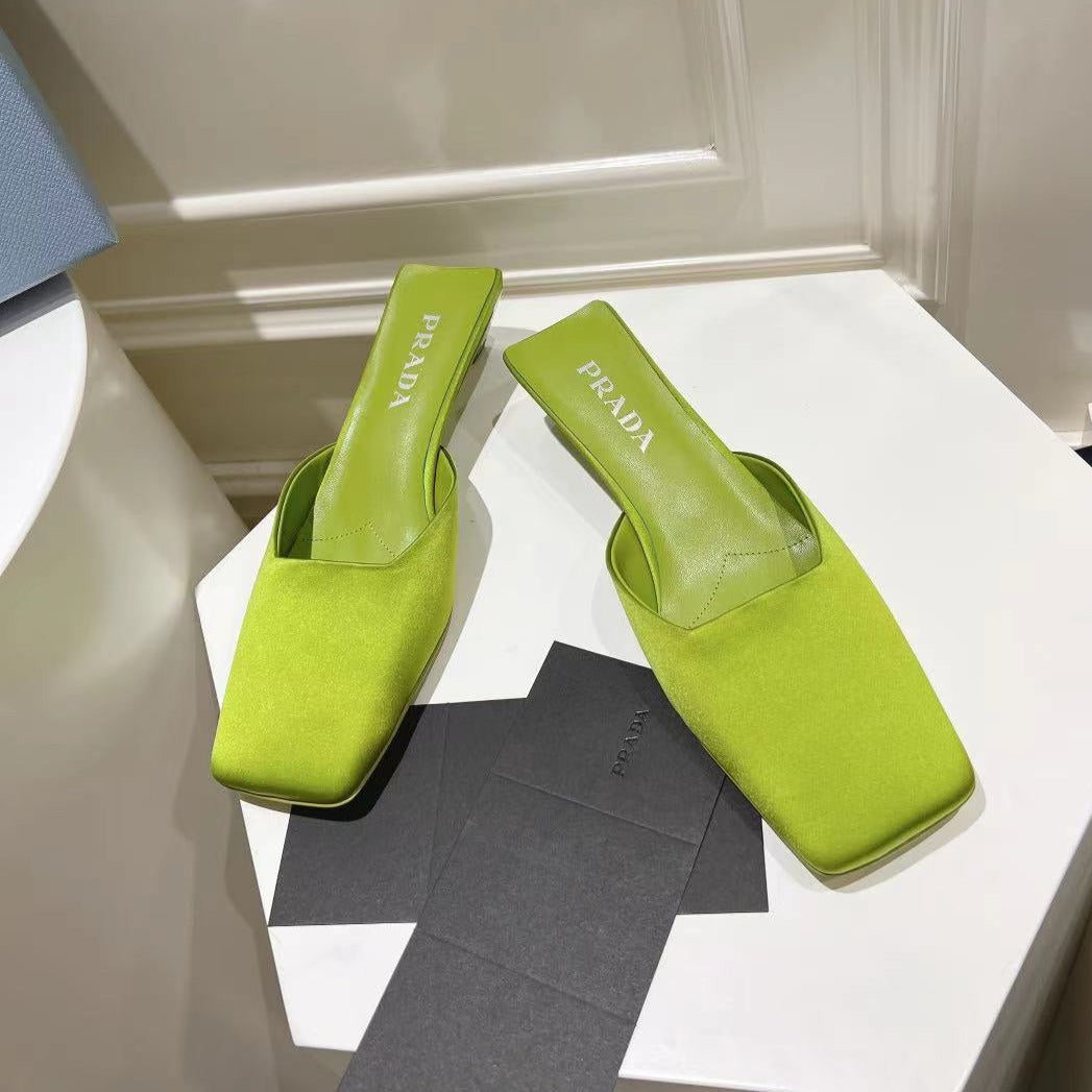 Luxury PradaSQUARE TOE MULES PEAR SATIN