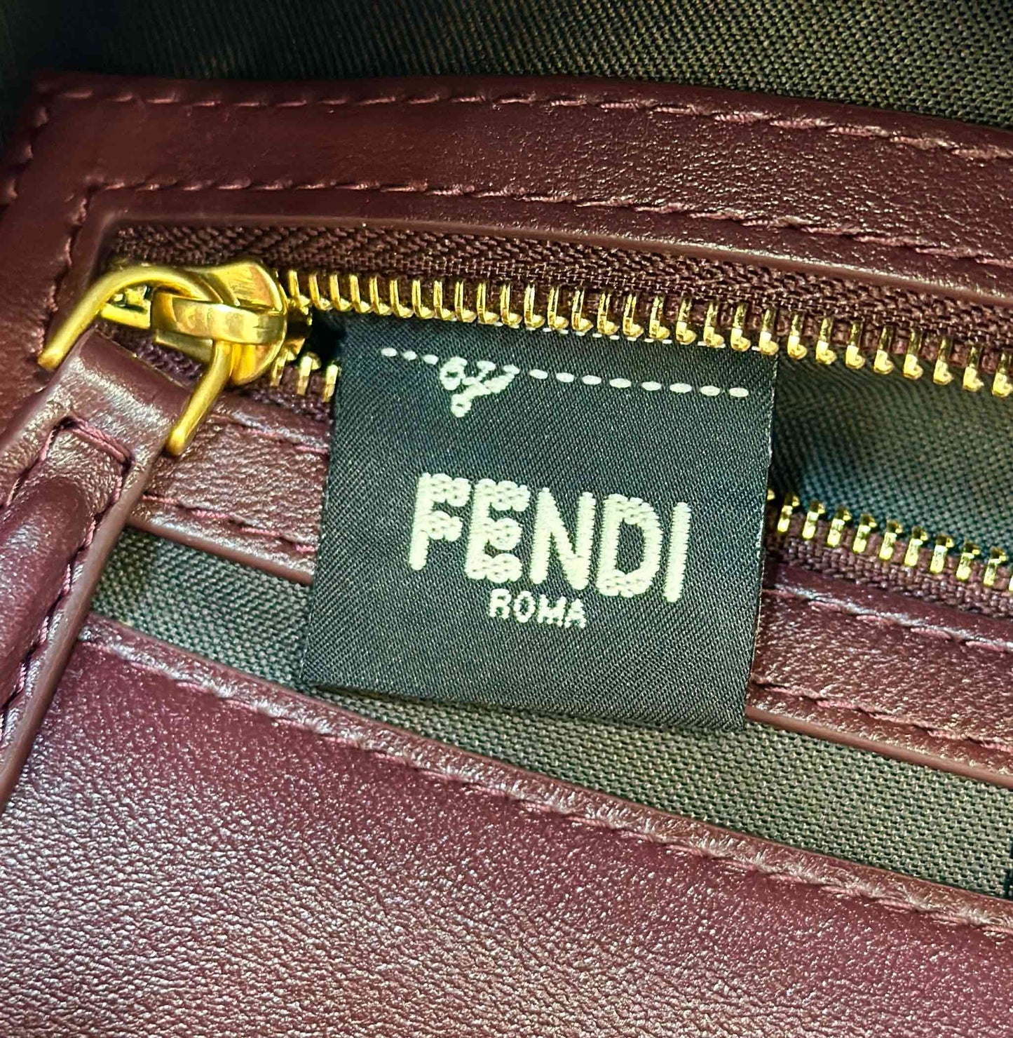 Luxury FendiBaguette 27cm Burgundy Lambskin Gold Hardware