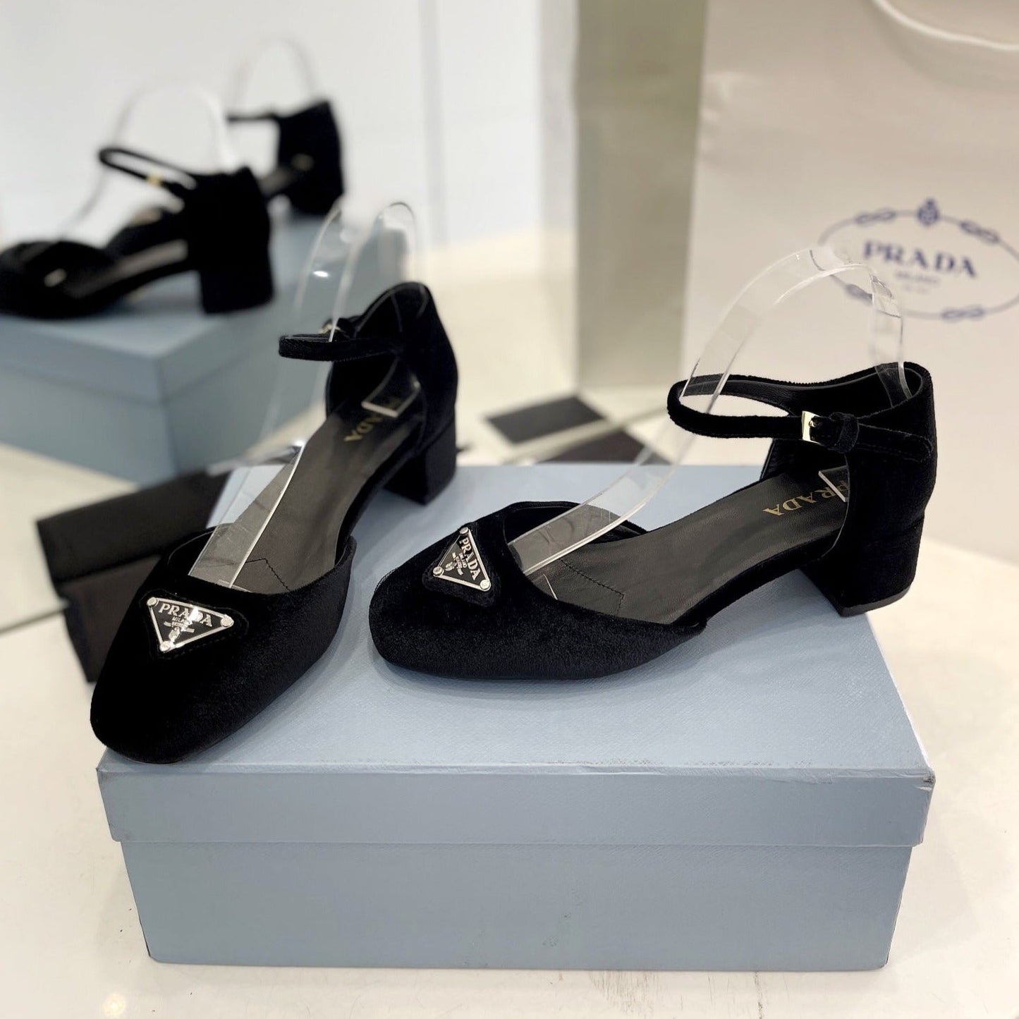 Luxury PradaMARY JANE PUMPS BLACK SATIN