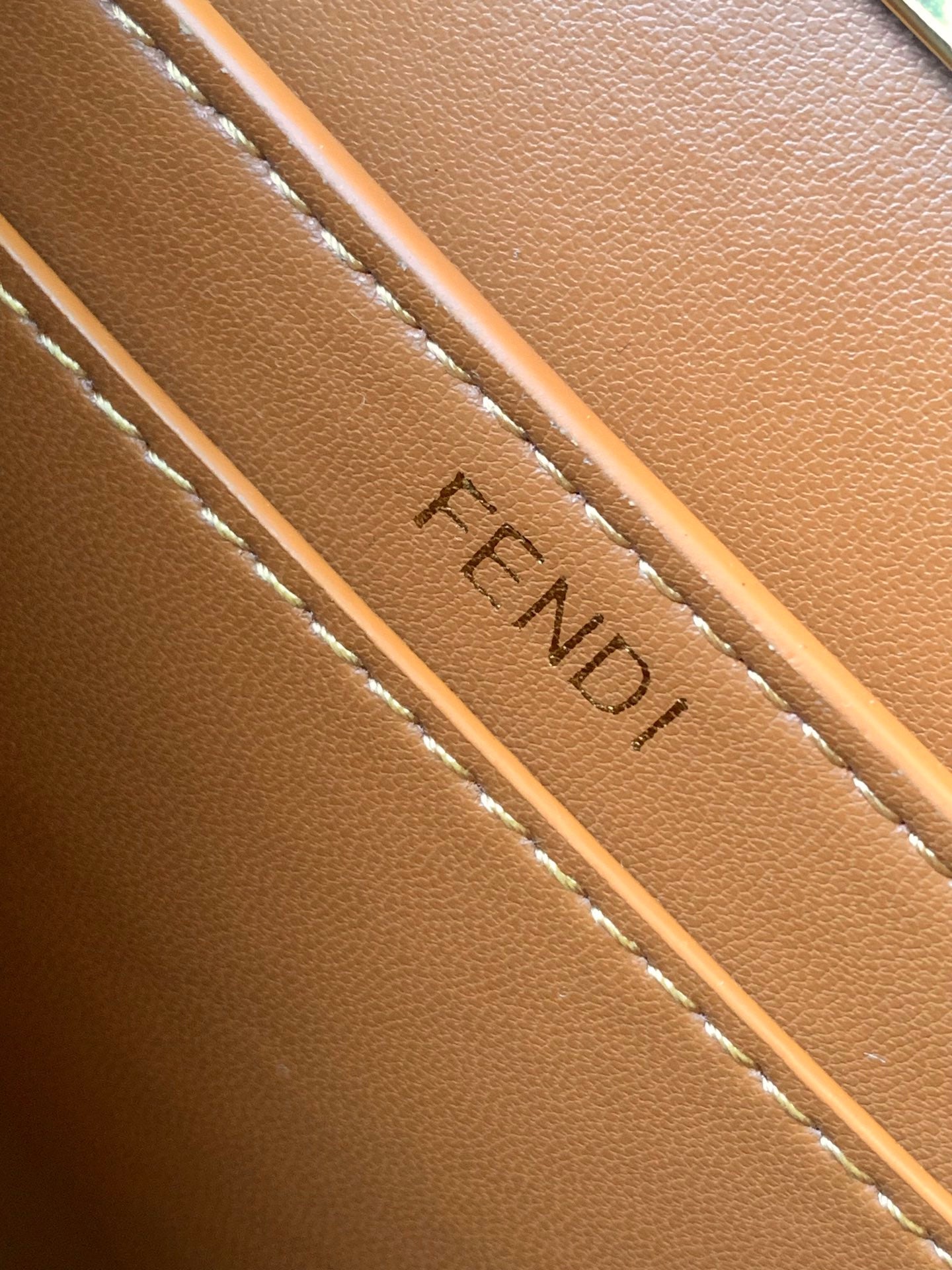 Luxury FendiPeekaboo ISeeU Petite 20 Bag Tan Lambskin Ghw