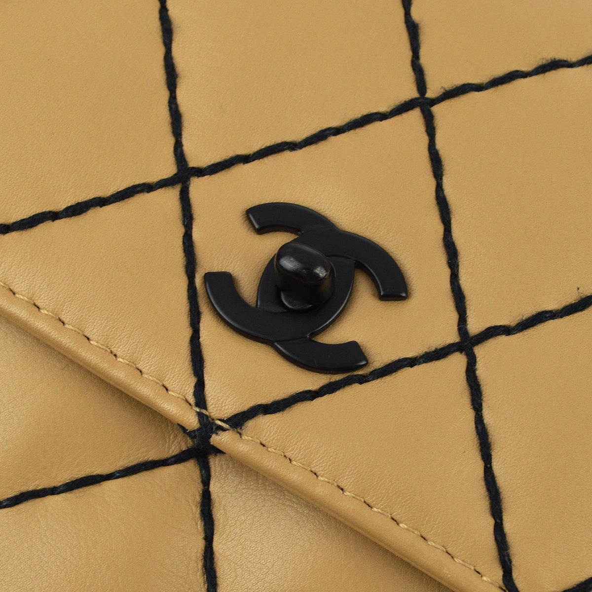 Luxury Chanel 2000-2001 Calfskin Medium Wild Stitch Straight Flap Bag