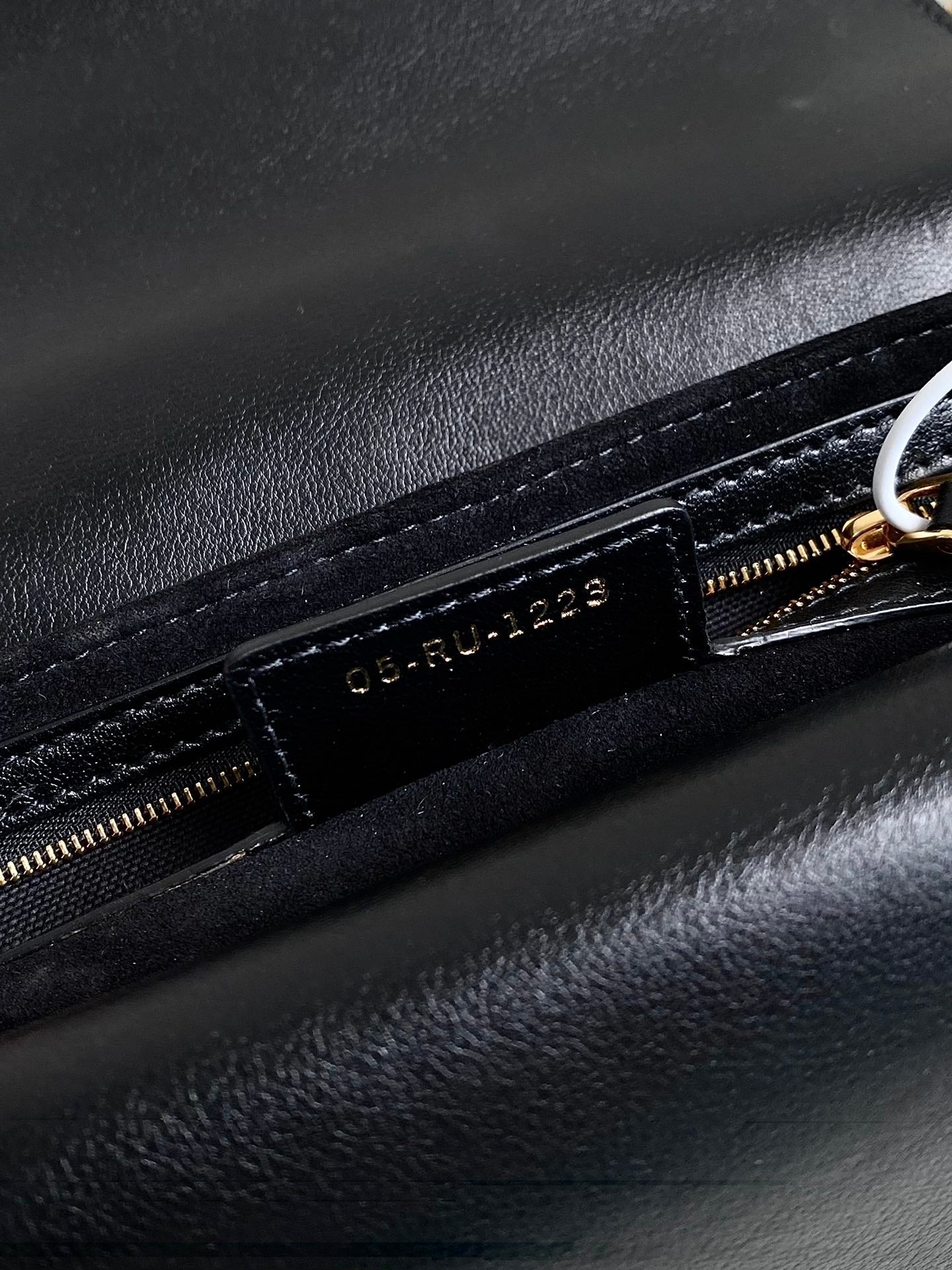 Luxury DiorMINI JOLIE 22 BAG BLACK CALFSKIN