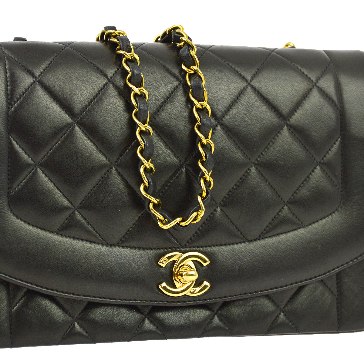 Luxury Chanel 1991-1994 Black Lambskin Medium Diana Shoulder Bag