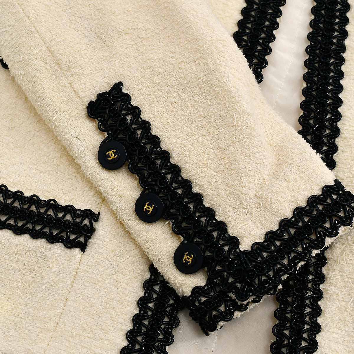 Luxury Chanel Setup Suit Jacket Skirt Ivory 94P #38