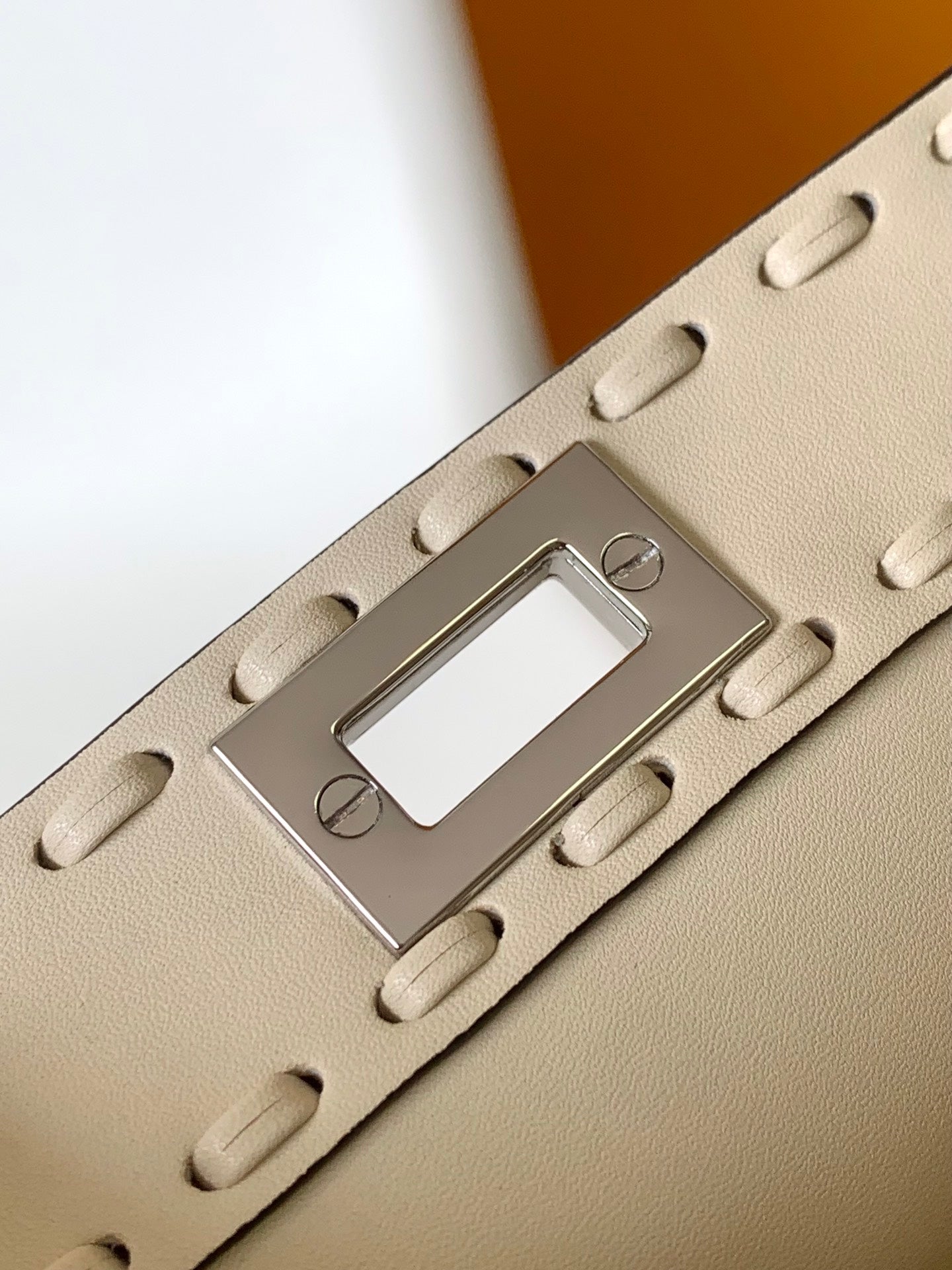 Luxury FendiPeekaboo ISeeU Petite 20 Bag Ivory Leather Shw
