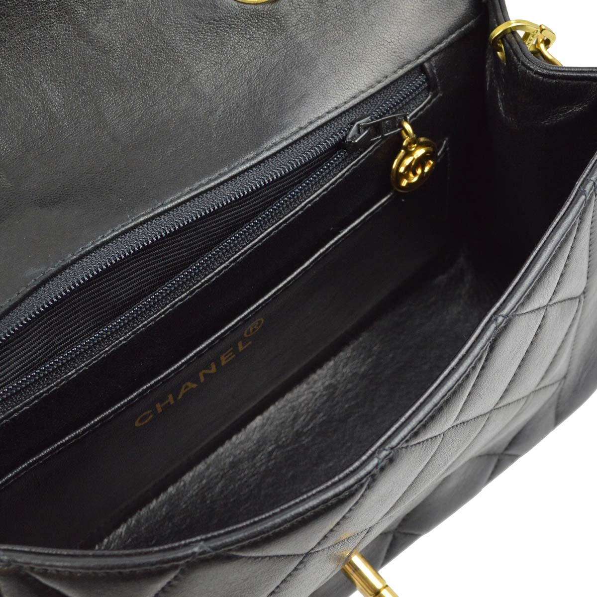 Luxury Chanel 1996-1997 Black Lambskin Small Diana Shoulder Bag