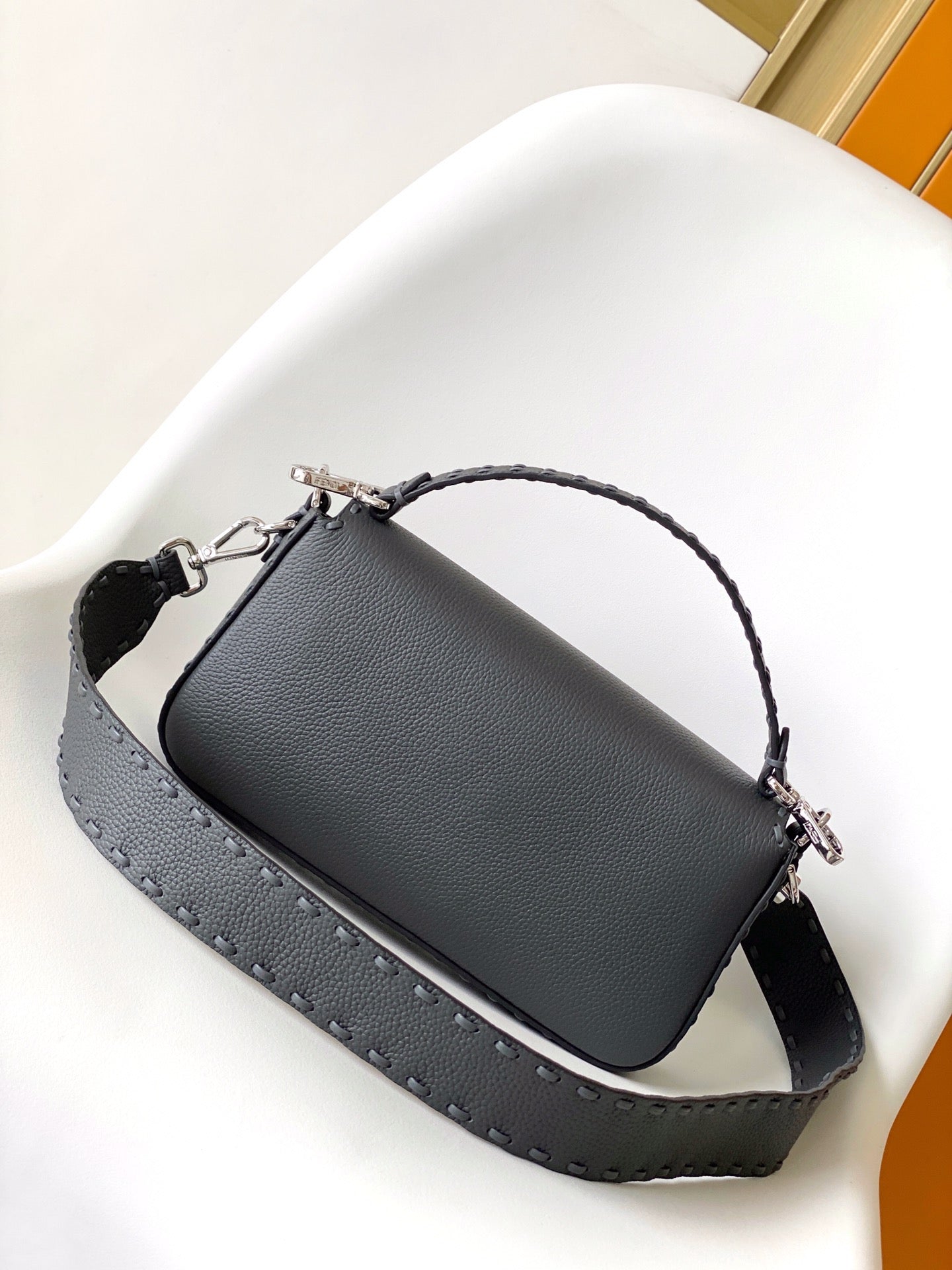 Luxury FendiFend Baguette 27 Bag Black Calfskin Shw