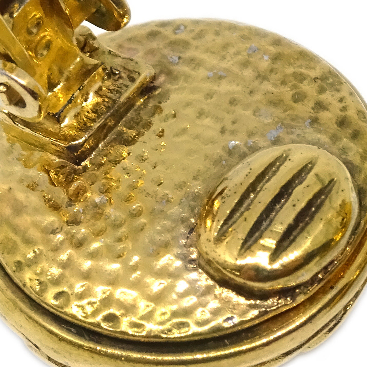 Luxury Chanel Gold Button Earrings Clip-On Rhinestone