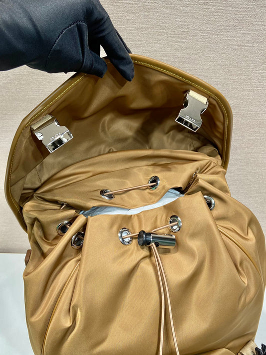 Luxury PradaBACKPACK 45 IN CIDER BROWN RE-NYLON AND CALFSKIN TRIM