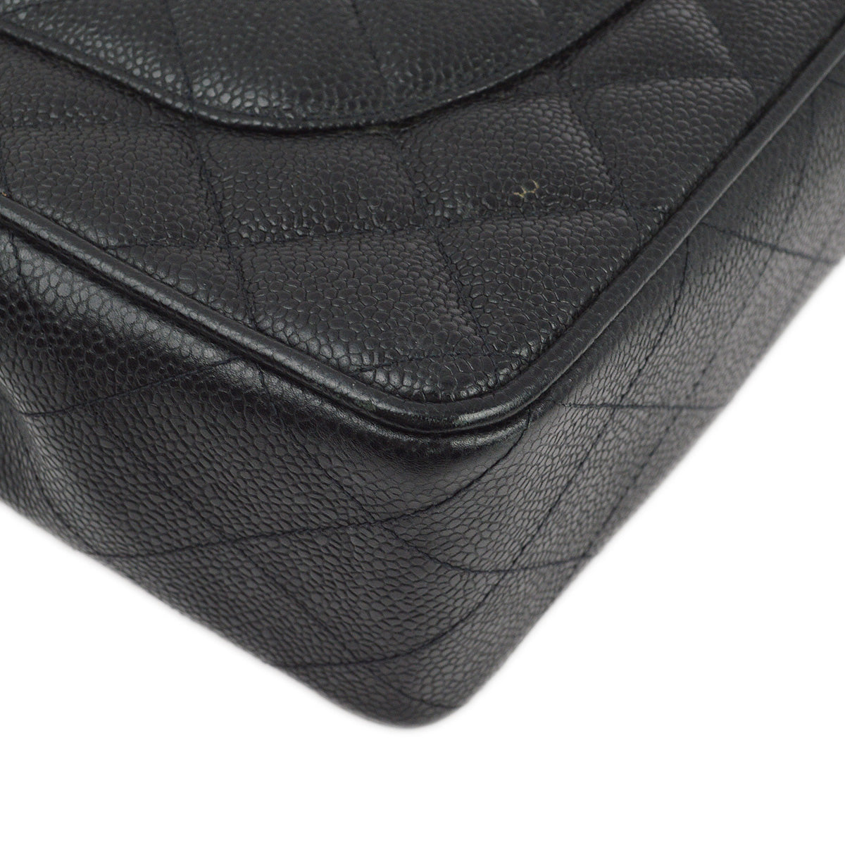 Luxury Chanel 1994-1996 Black Caviar Jumbo Classic Flap Shoulder Bag