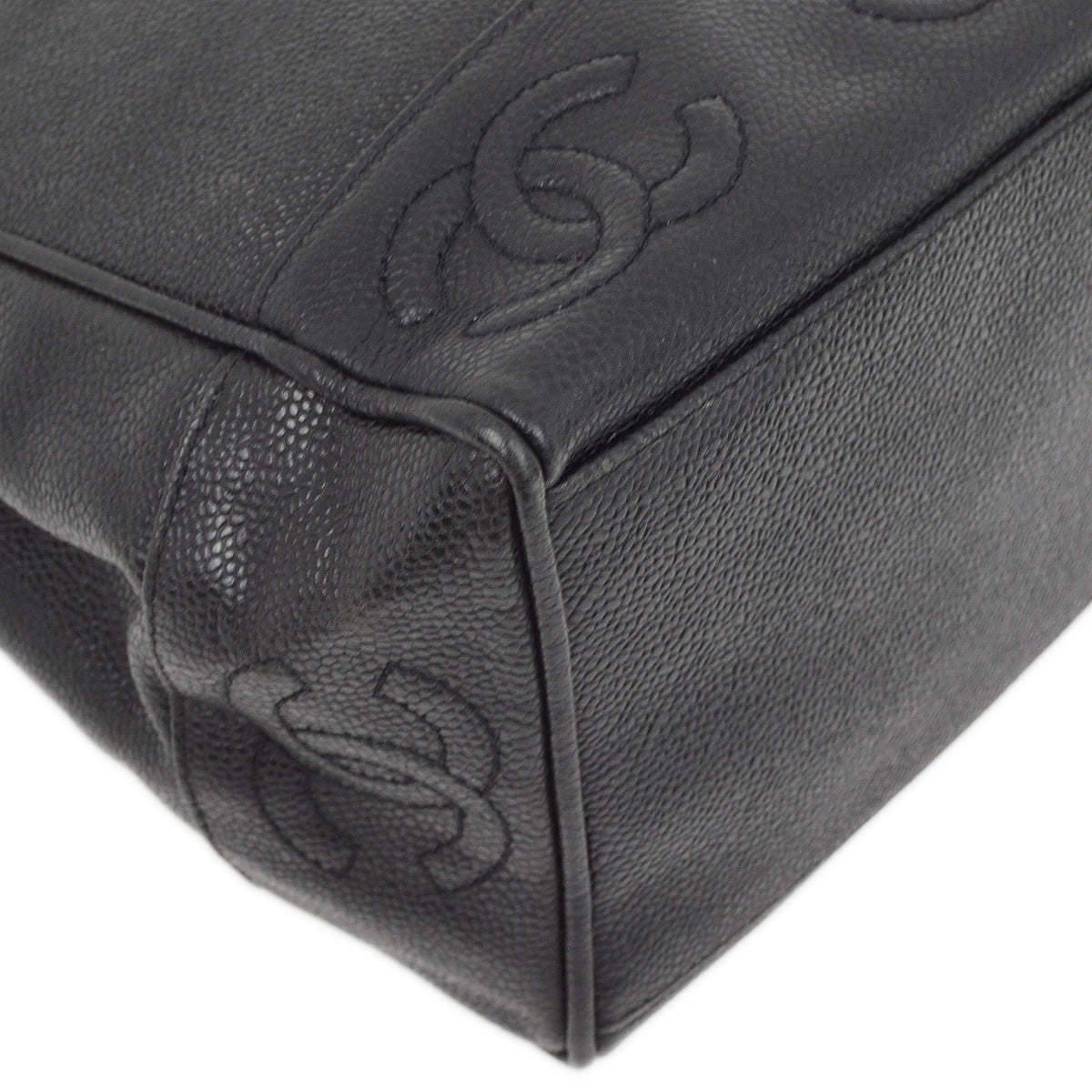 Luxury Chanel 1996-1997 Black Caviar Triple CC Shoulder Tote Bag
