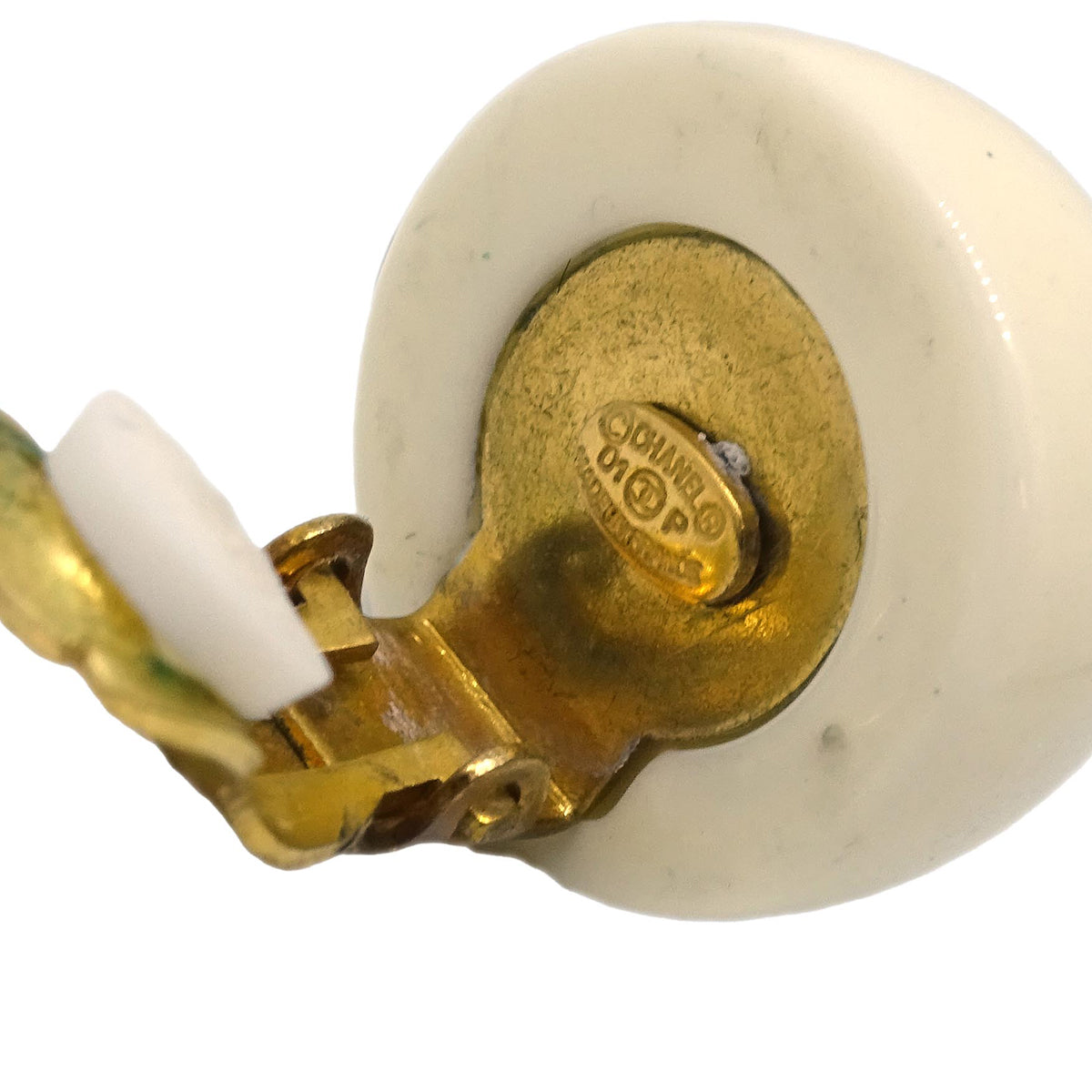 Luxury Chanel Button Earrings Clip-On White 01P