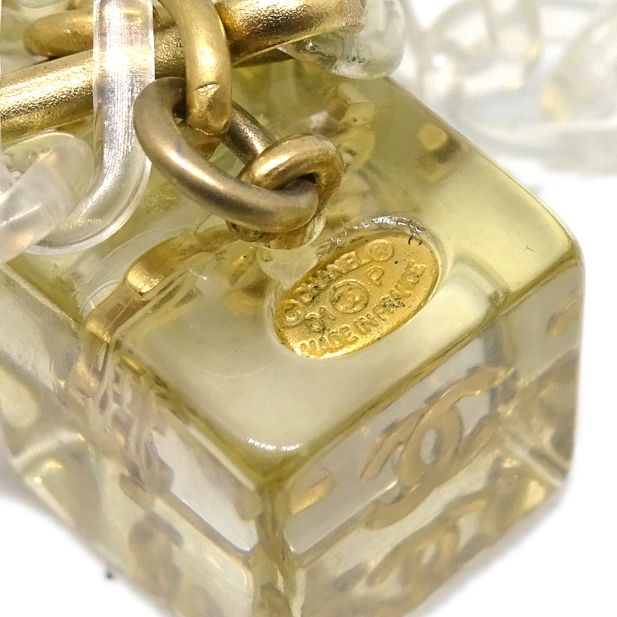 Luxury Chanel CC Pendant Necklace Yellow 01P