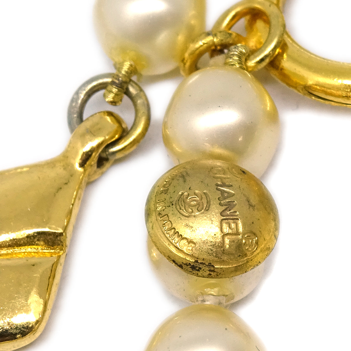 Luxury Chanel Costume Pearl Necklace Gold