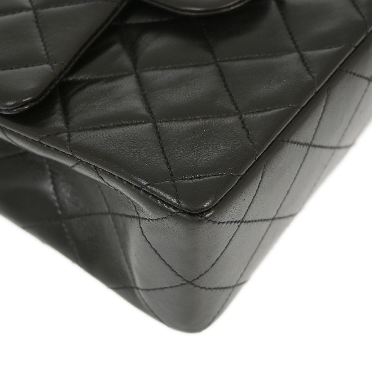 Luxury Chanel 1994-1996 Black Lambskin Mini Classic Square Flap Shoulder Bag 17