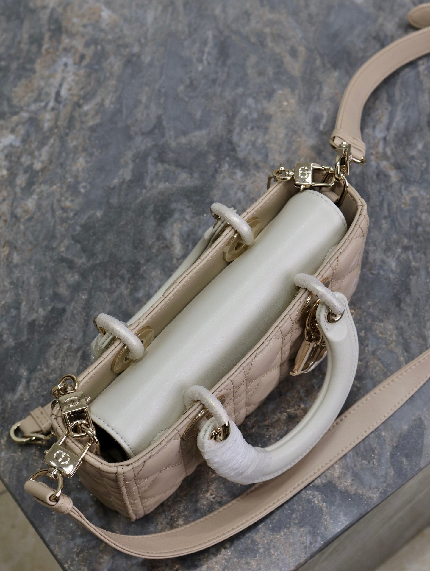 Luxury DiorLady D-Joy Bag 22 Beige White Lambskin