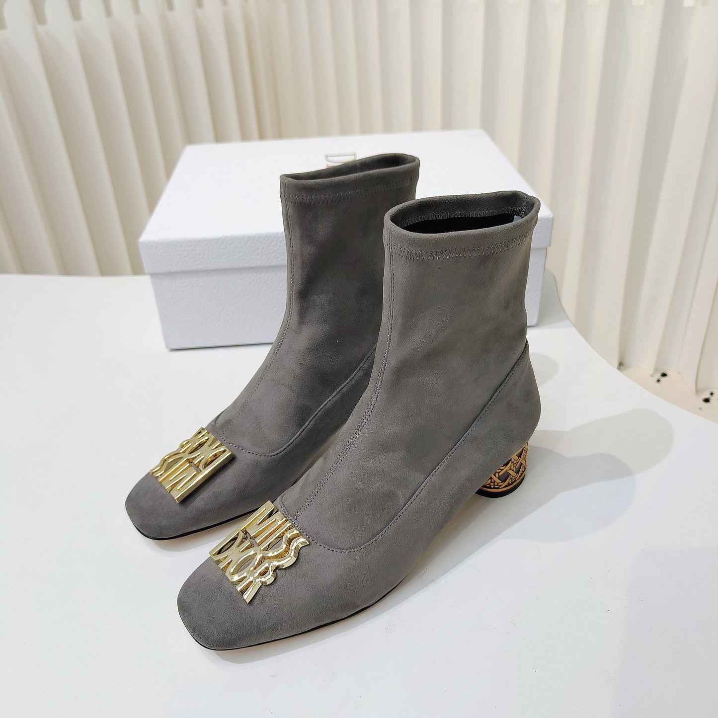Luxury DiorMiss Luxury DiorAnkle Boots 40mm Grey Suede 111391