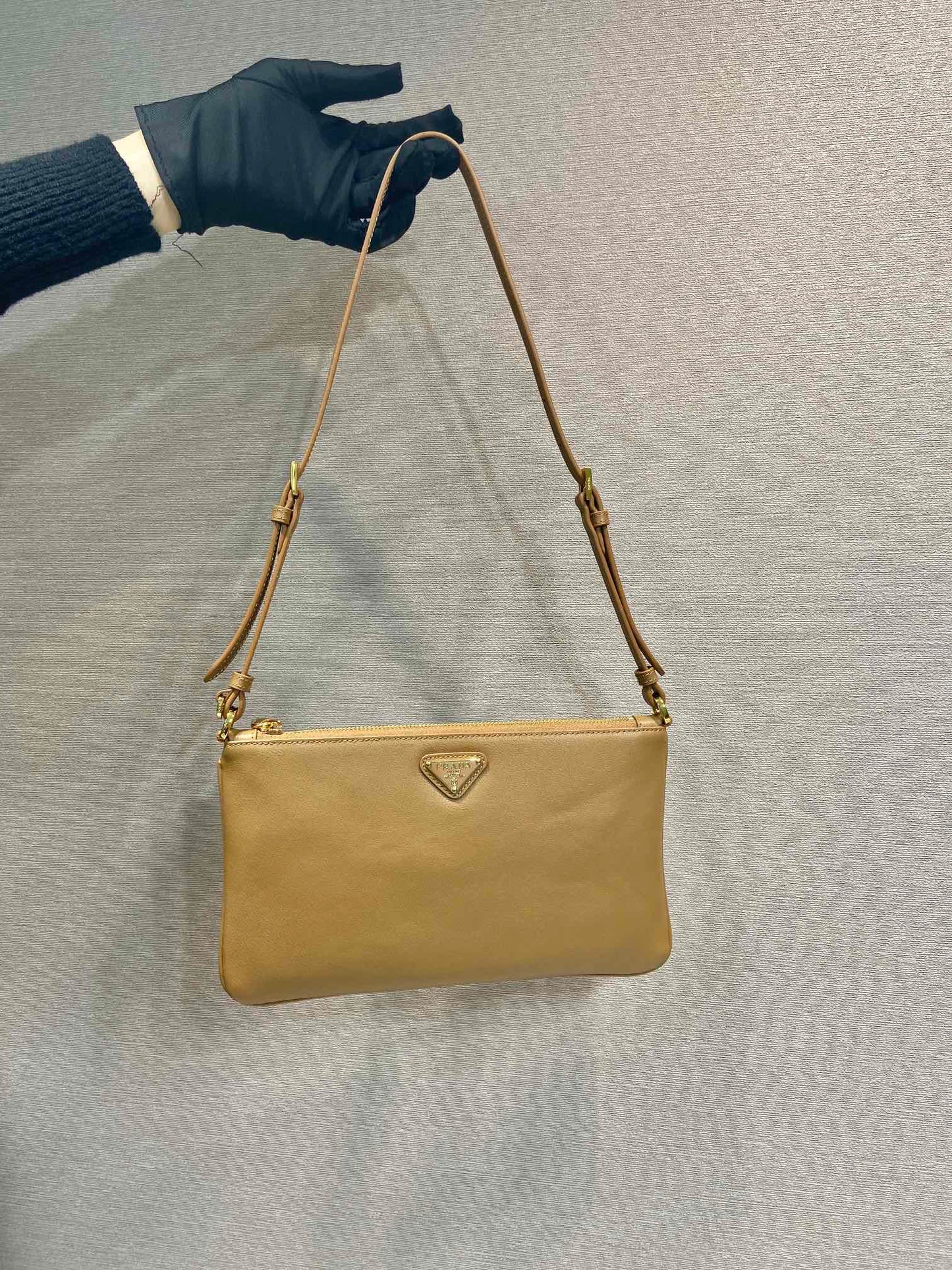 Luxury PradaTRIANGLE LOGO SHOULDER BAG 24 IN PEANUT BROWN SMOOTH CALFSKIN