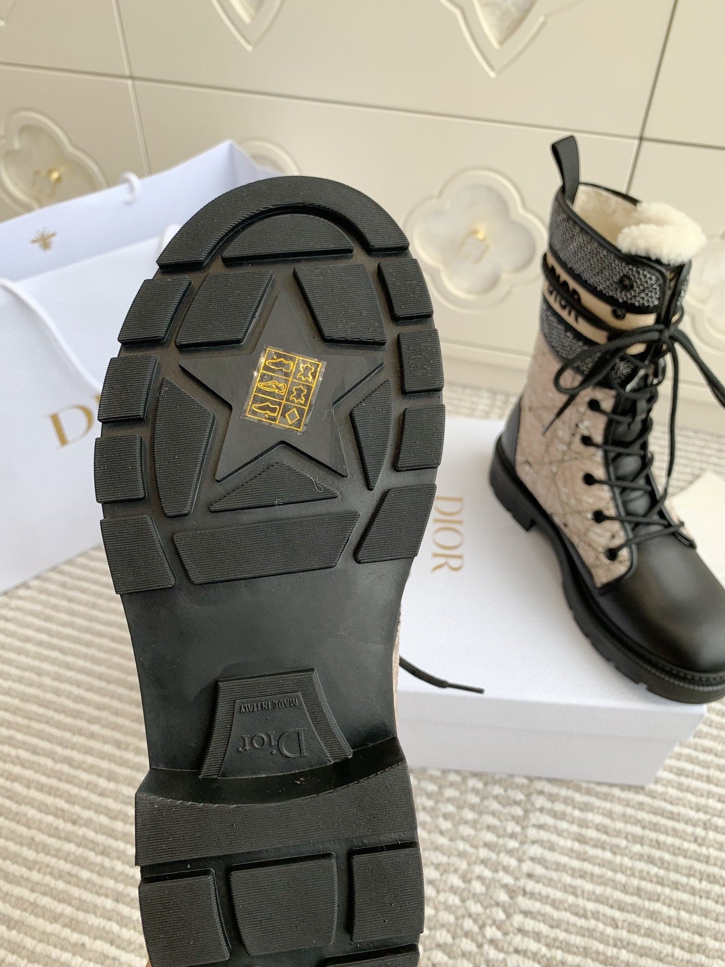 Luxury DiorD-Major Ankle Boot In Dark Beige Mix Black Canvas With Fleece Lining 105072