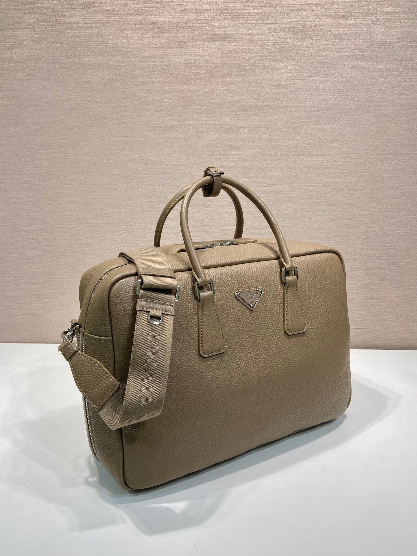 Luxury PradaBRIEFCASE 40 IN DRIED MOSS GRAINED CALFSKIN