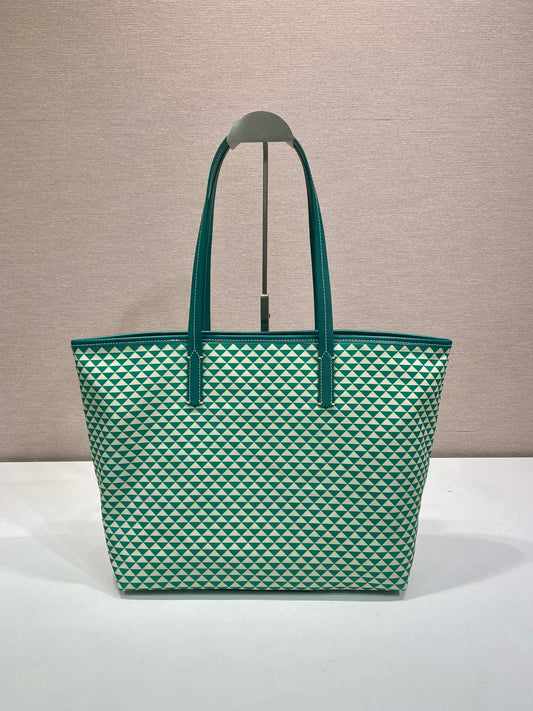 Luxury PradaTOTE BAG 33 IN FOREST GREEN MIX CREAM TRIANGLE PATTERN EMBROIDERED FABRIC
