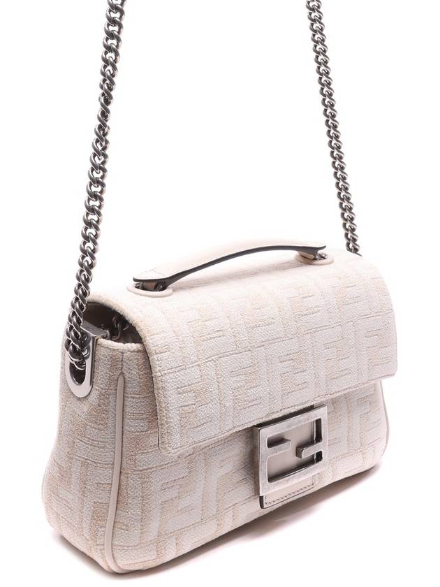 Luxury Fendi Baguette Chain Medium Shoulder Bag White