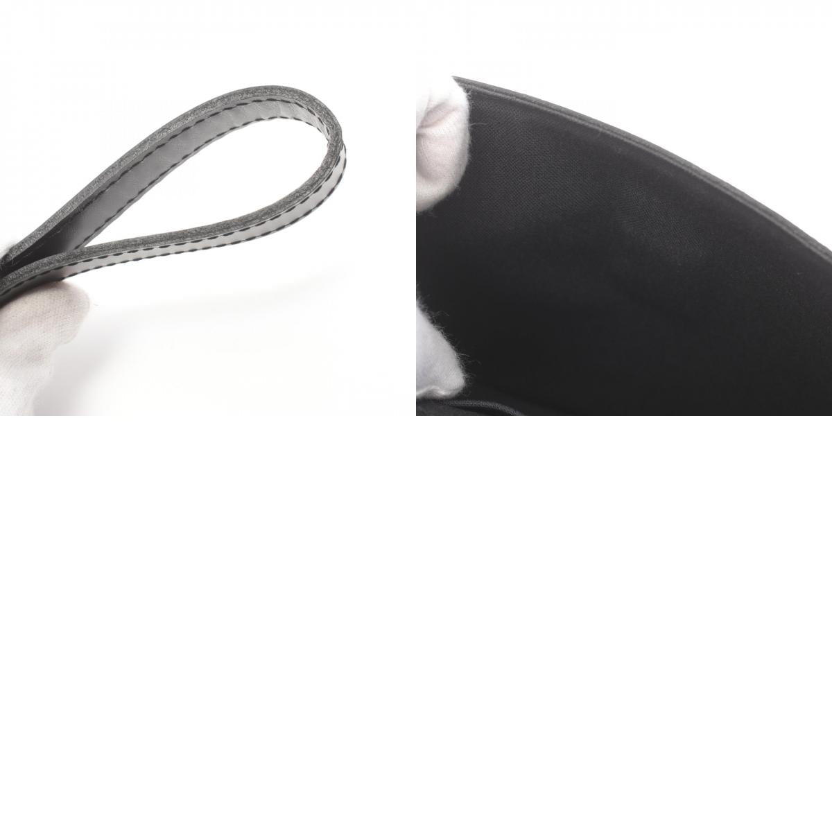 Louis Vuitton Taiga Leather Pochette Shoulder Bag