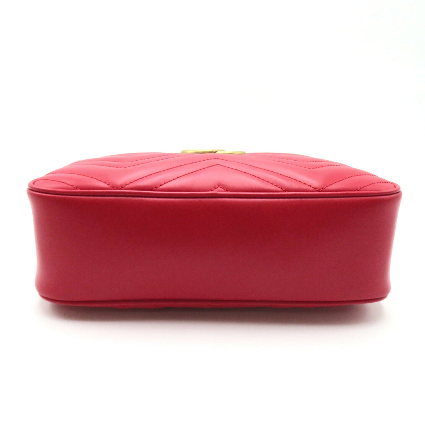 Luxury Gucci Trending 2025 GG Marmont Small Shoulder Bag Quilted Leather Red