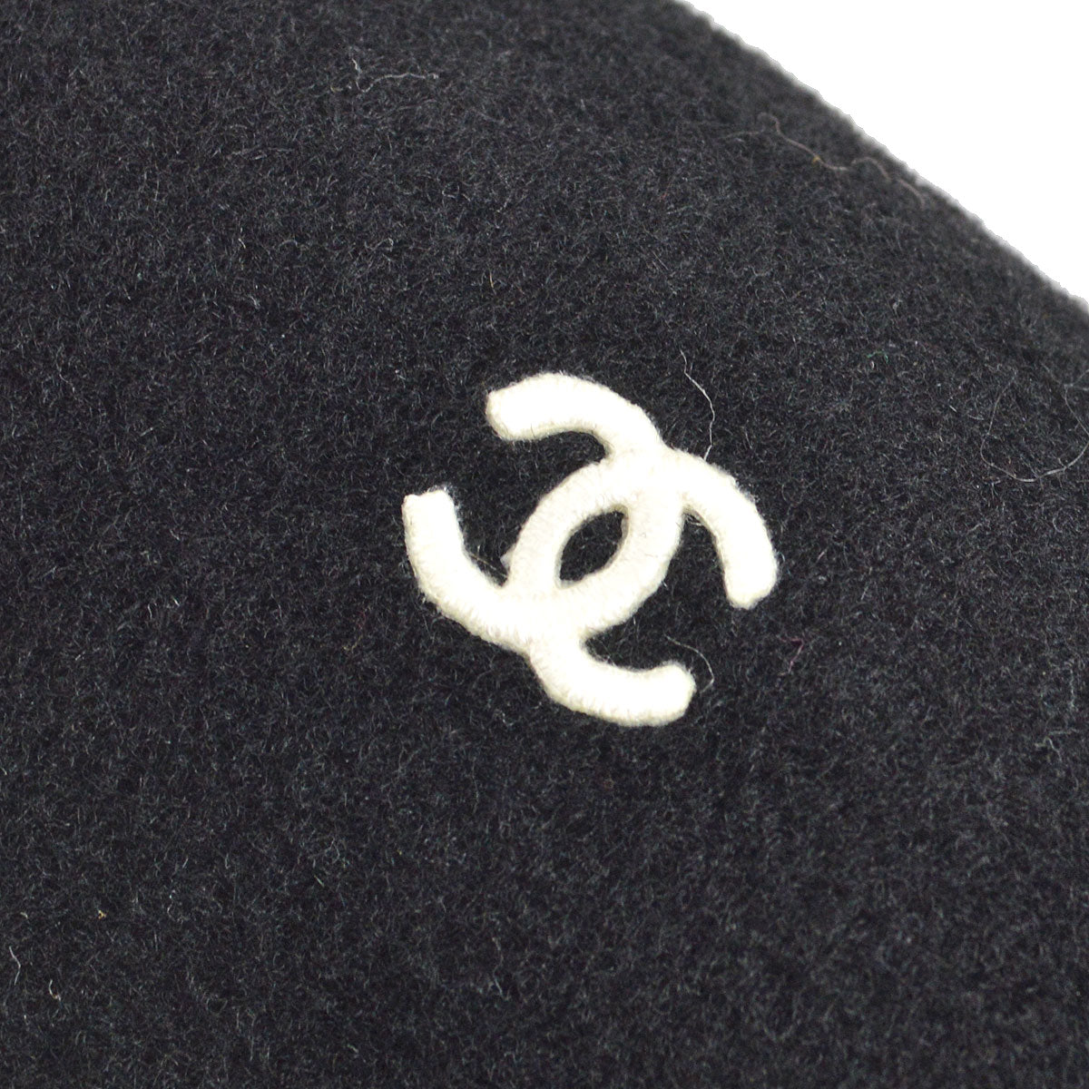 Luxury Chanel 1998 spring wool beret hat #57