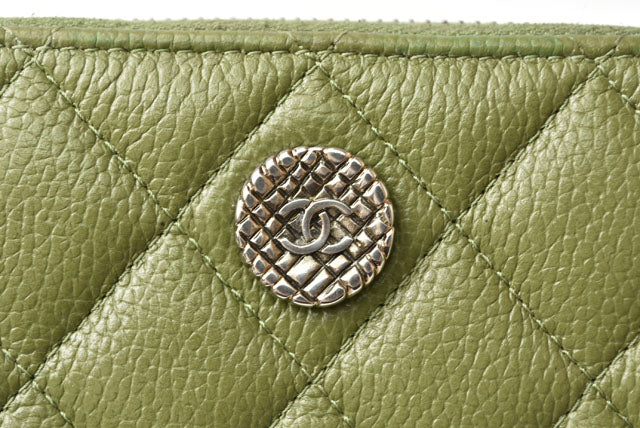 Chanel Caviar Skin Medium Wallet
