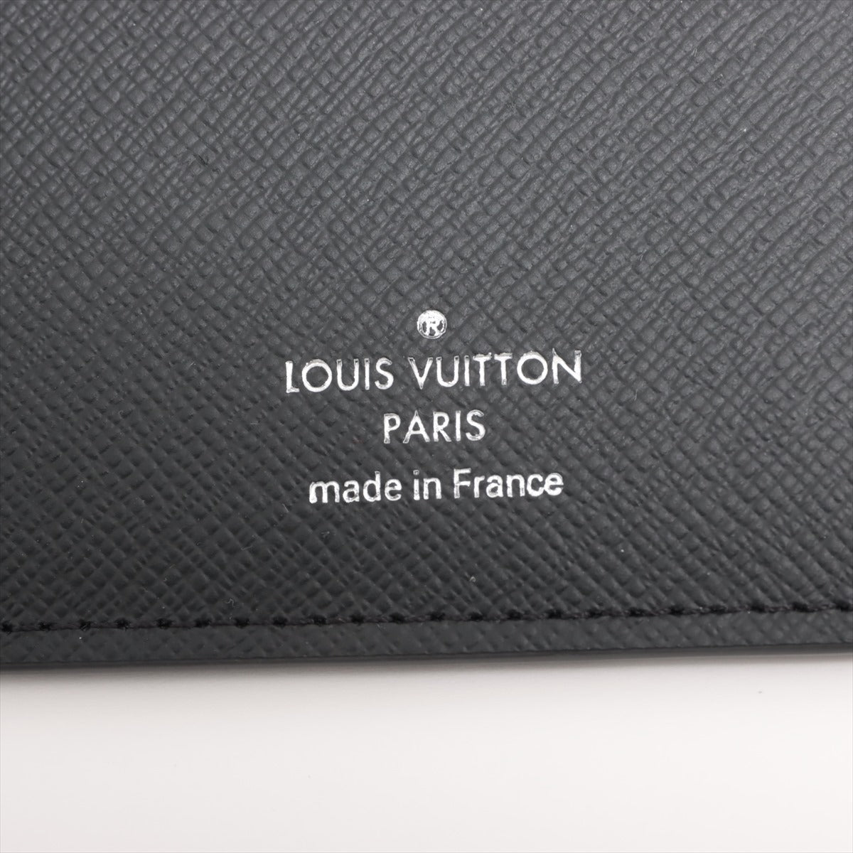 Louis Vuitton Taiga Portefolio Braza M30285 Noneir Wallet